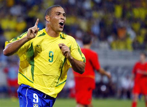 best brazilian football players|most popular brazilian soccer players.